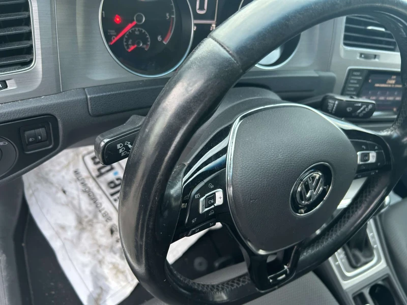 VW Golf TDI, снимка 14 - Автомобили и джипове - 48708224