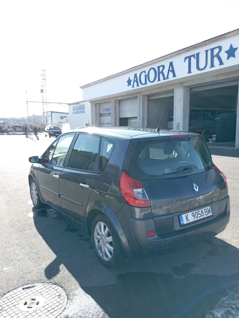 Renault Scenic, снимка 2 - Автомобили и джипове - 48826176