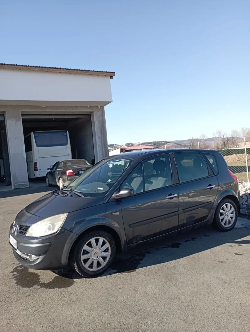 Renault Scenic, снимка 5 - Автомобили и джипове - 48826176