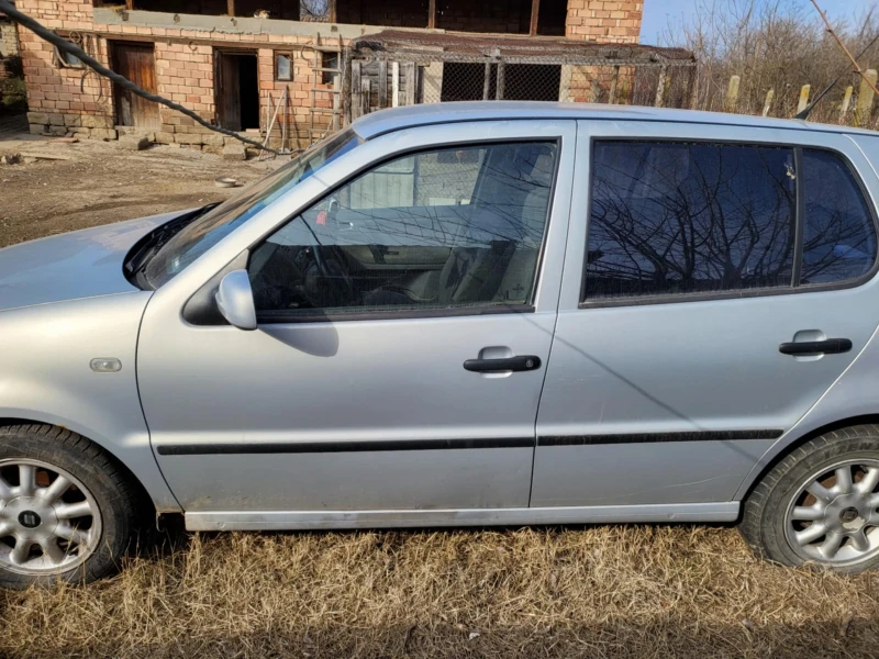 VW Polo, снимка 4 - Автомобили и джипове - 48979218