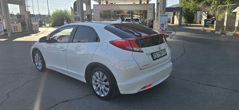 Honda Civic, снимка 3 - Автомобили и джипове - 51351757