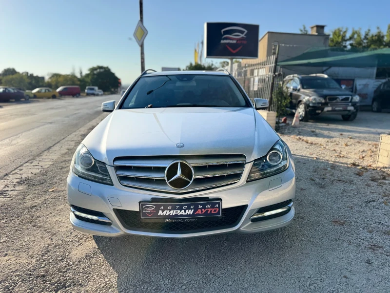 Mercedes-Benz C 200 * OБСЛУЖЕН* Гаранция-6месеца* , снимка 2 - Автомобили и джипове - 51742172