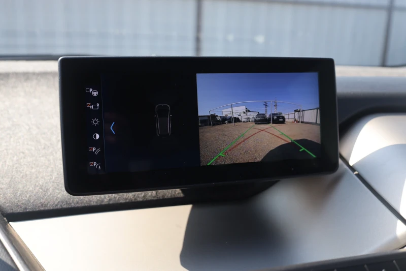 BMW i3 120Ah LED NAVI PRO StzH KAM Wärmepumpe#iCarbg, снимка 15 - Автомобили и джипове - 51770881