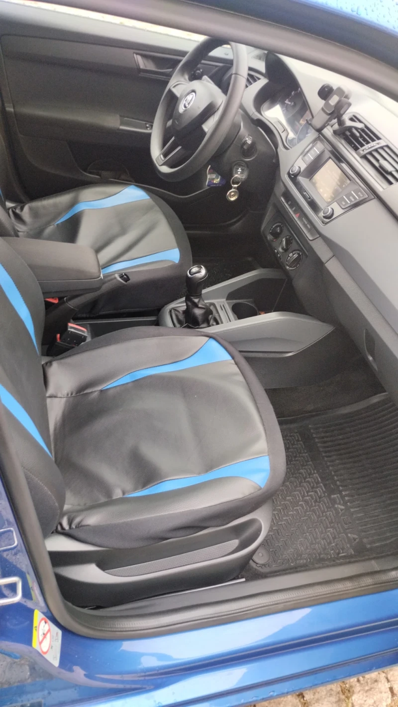 Skoda Fabia, снимка 2 - Автомобили и джипове - 51888498