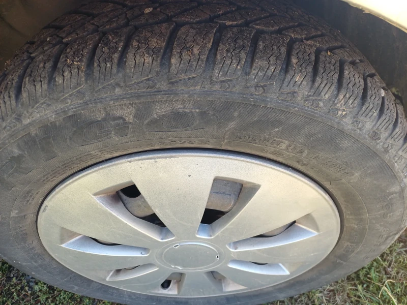 VW Golf Газова уредба , снимка 5 - Автомобили и джипове - 52109805