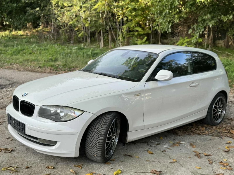 BMW 118 * НАПЪЛНО ОБСЛУЖЕН* M-TECHNIC* ТОП* FACELIFT* , снимка 2 - Автомобили и джипове - 52478032