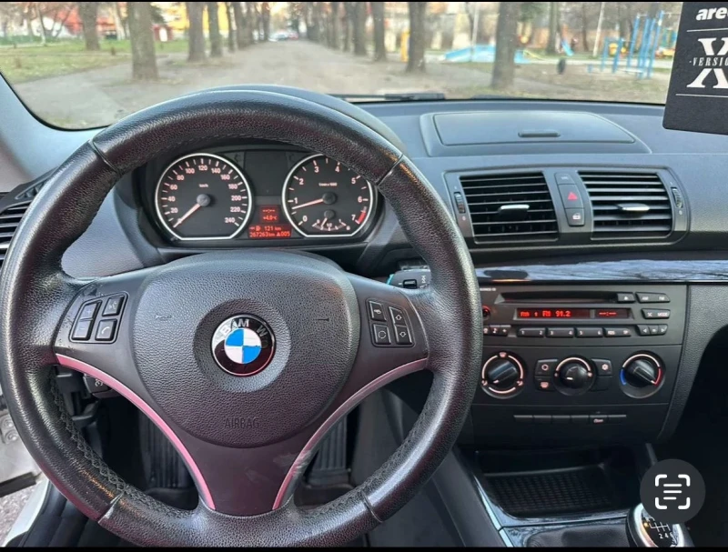 BMW 118 * НАПЪЛНО ОБСЛУЖЕН* M-TECHNIC* ТОП* FACELIFT* , снимка 9 - Автомобили и джипове - 52478032