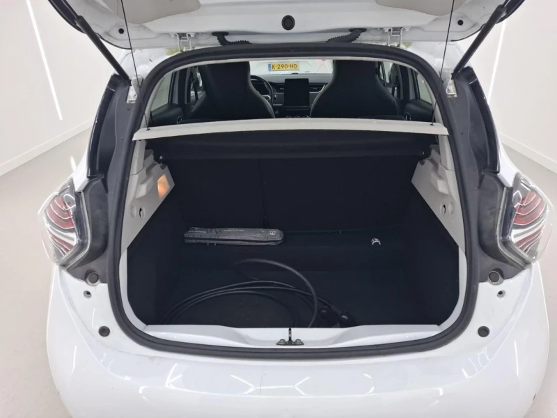 Renault Zoe R135 Intense CCS 52kw 100%SoH Гаранция Термопомпа, снимка 15 - Автомобили и джипове - 52522890