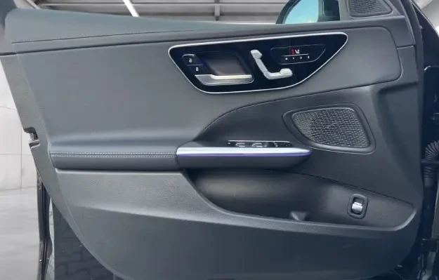 Mercedes-Benz C 300 = AMG Line = Premium �������� | Mobile.bg � ����������� 5