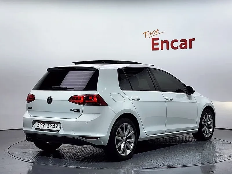 VW Golf 2.0 TDI, снимка 2 - Автомобили и джипове - 54302717