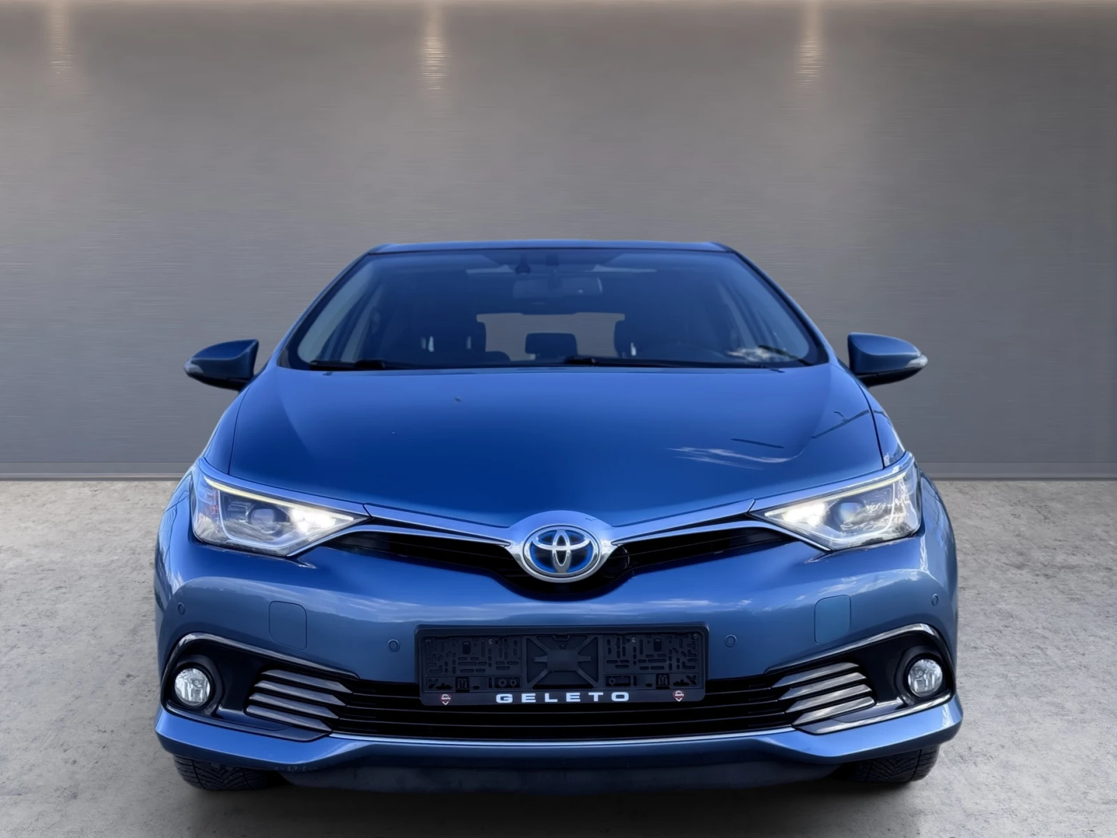 Toyota Auris 1.8hybrid/active/лизинг/full, снимка 1