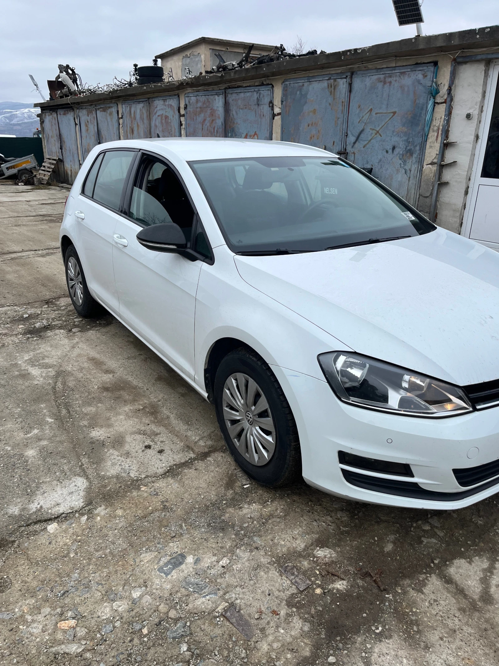 VW Golf 1.6 TDI CLH CXX DDY - изображение 7