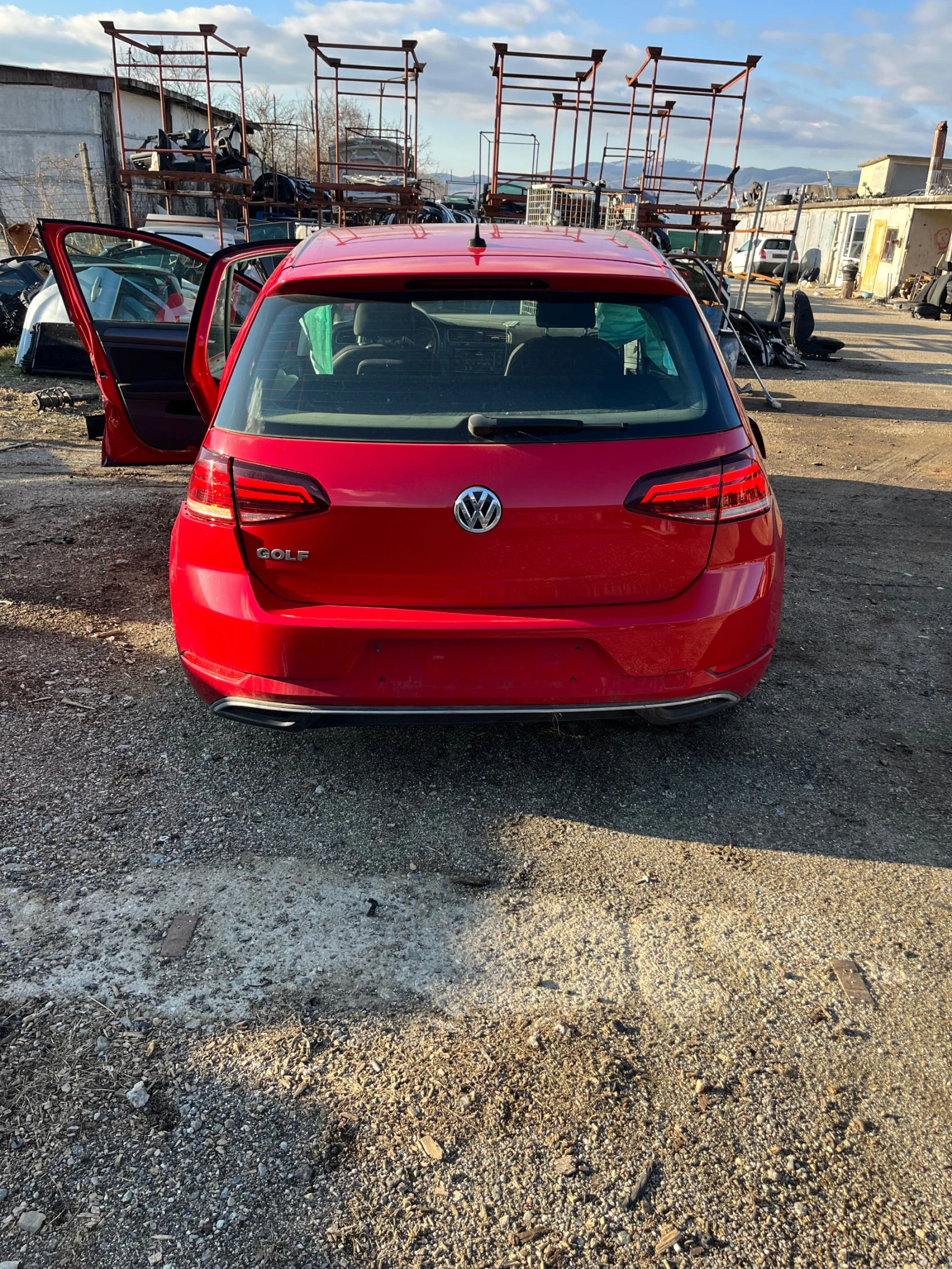 VW Golf 1.6 TDI CLH CXX DDY | Mobile.bg   13