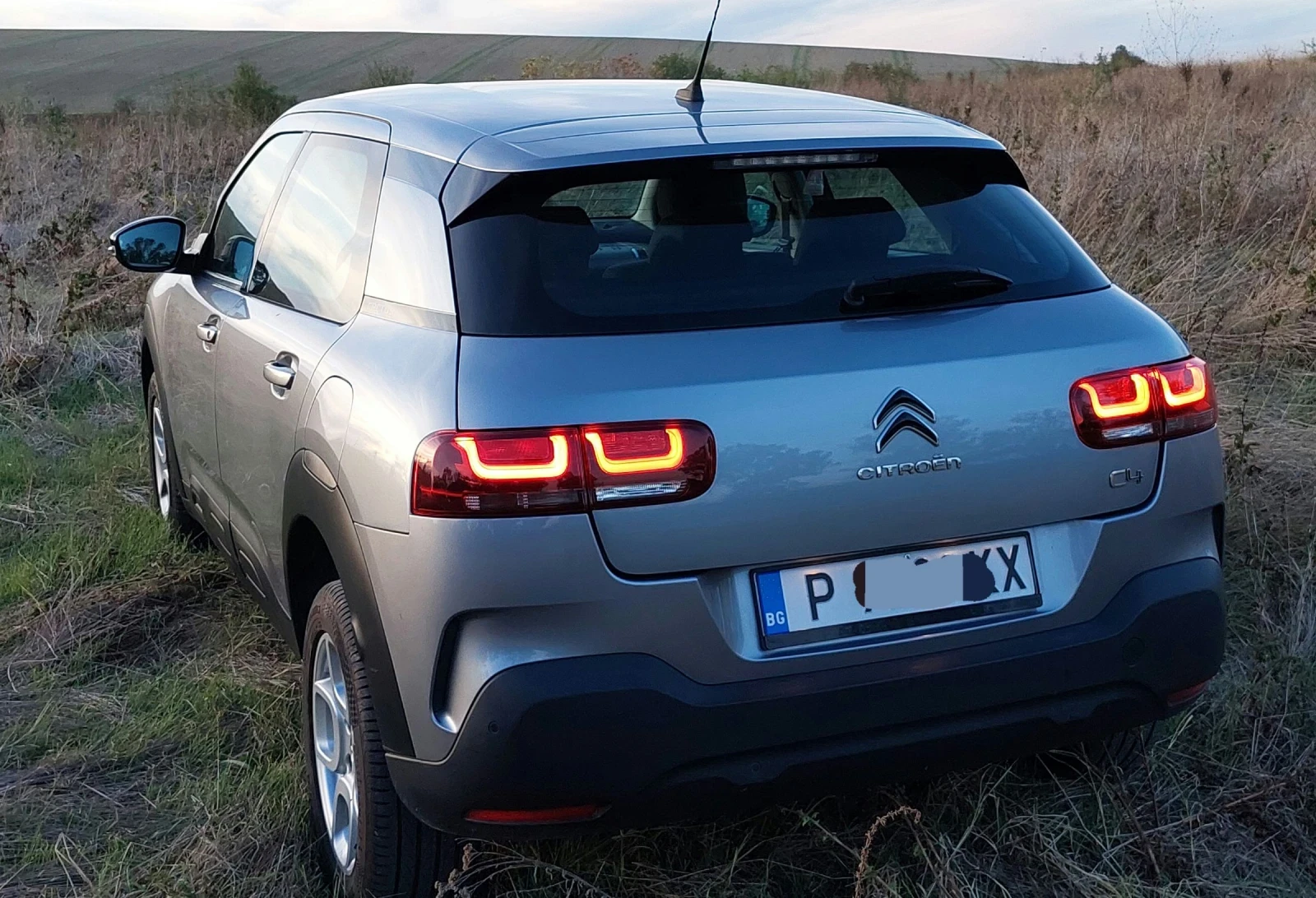 Citroen C4 Cactus 1.5 BlueHDI - изображение 4