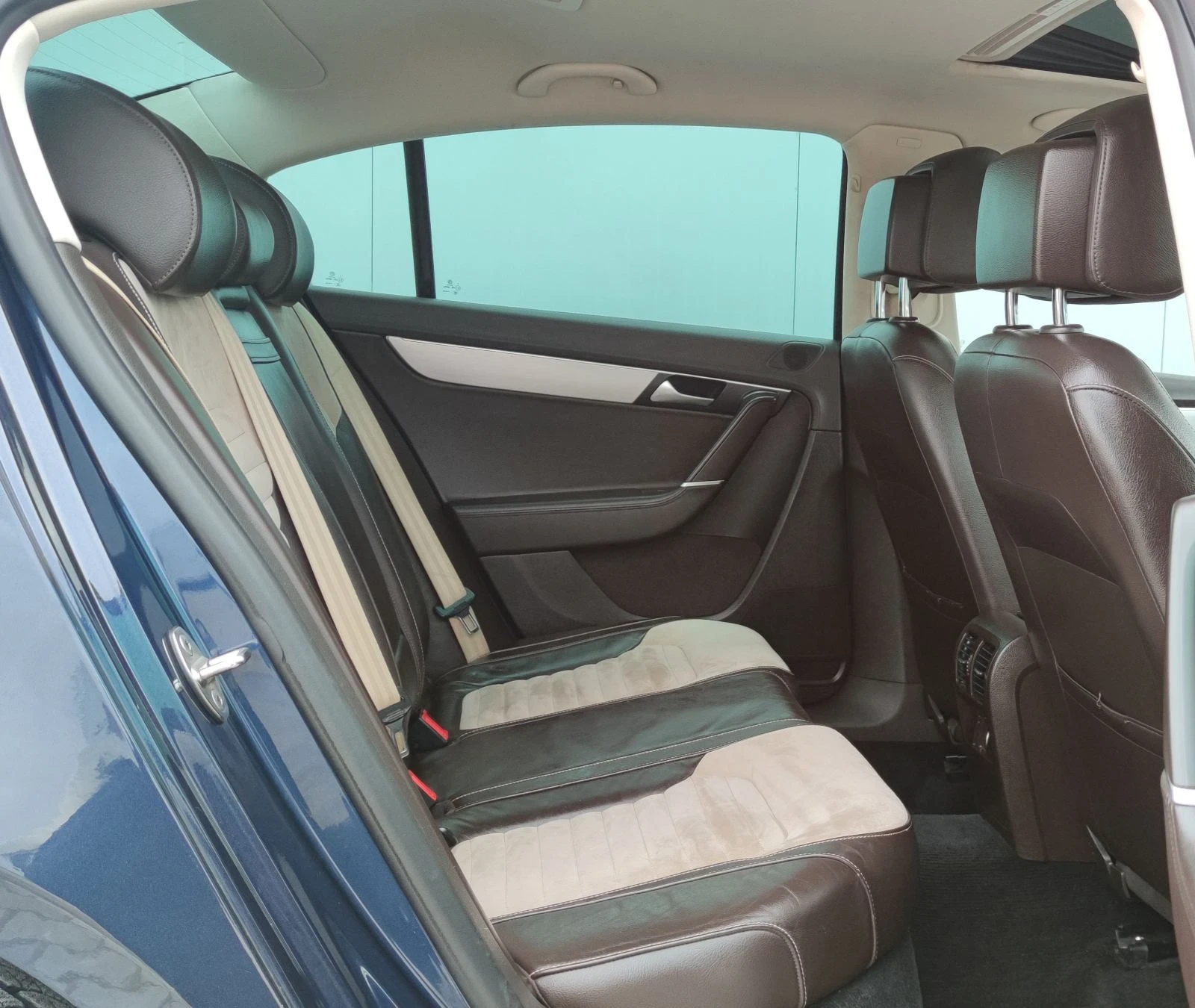 VW Passat 2.0TDI* 140к.с* Highline* DSG* NAVI* LED*  | Mobile.bg — изображение 14