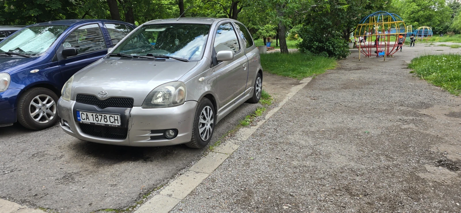 Toyota Yaris  - изображение 7