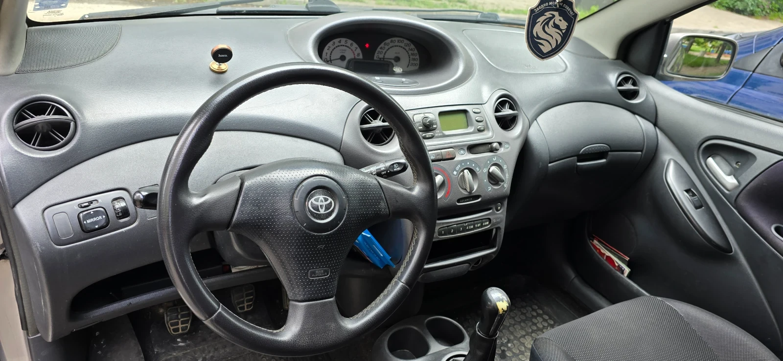 Toyota Yaris  - изображение 4