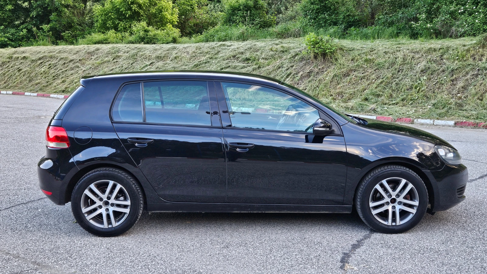 VW Golf 2.0 Tdi Klimatronik/Higlain - изображение 6