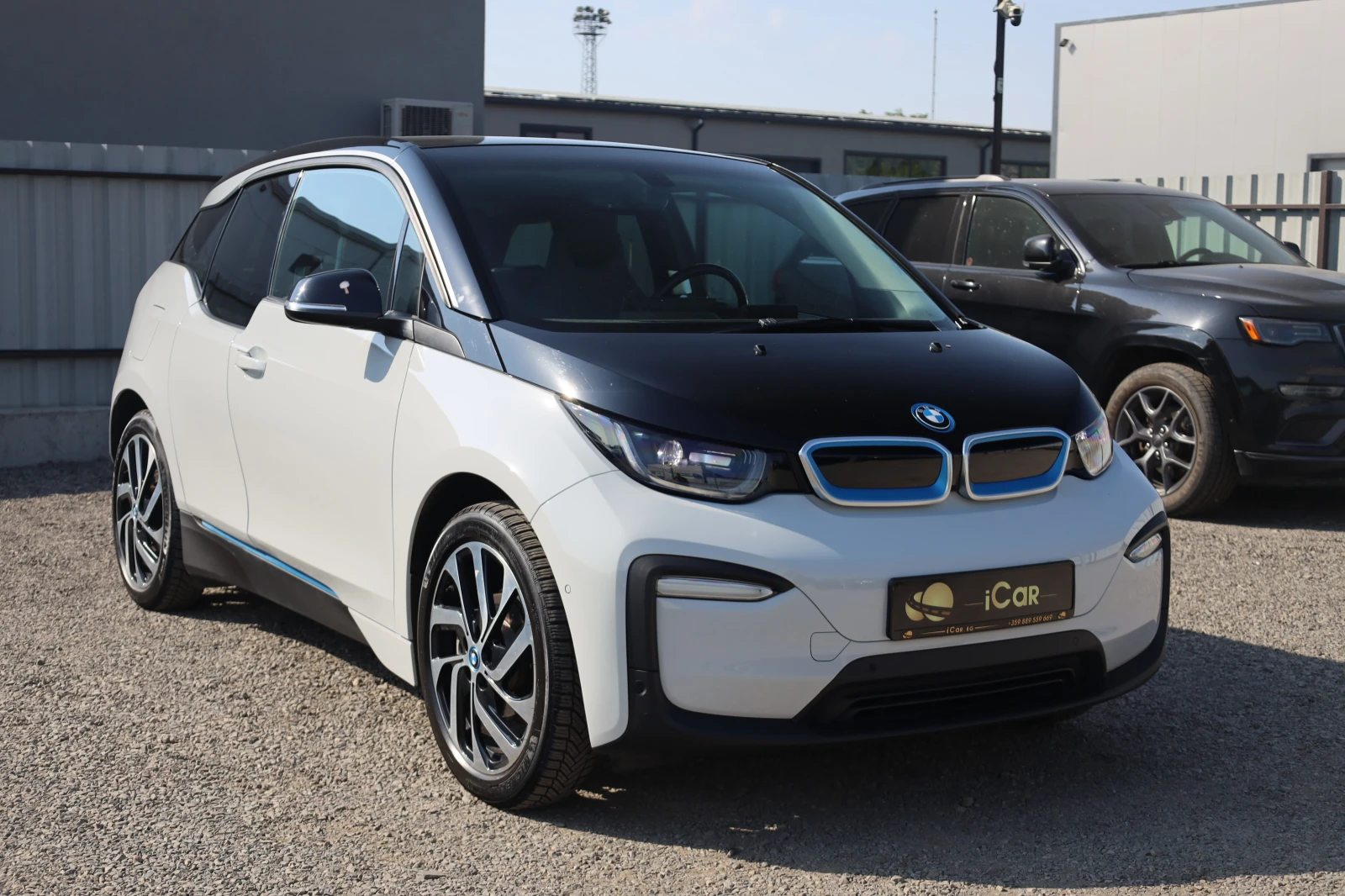 BMW i3 120Ah LED NAVI PRO StzH KAM Wärmepumpe#iCarbg - изображение 3