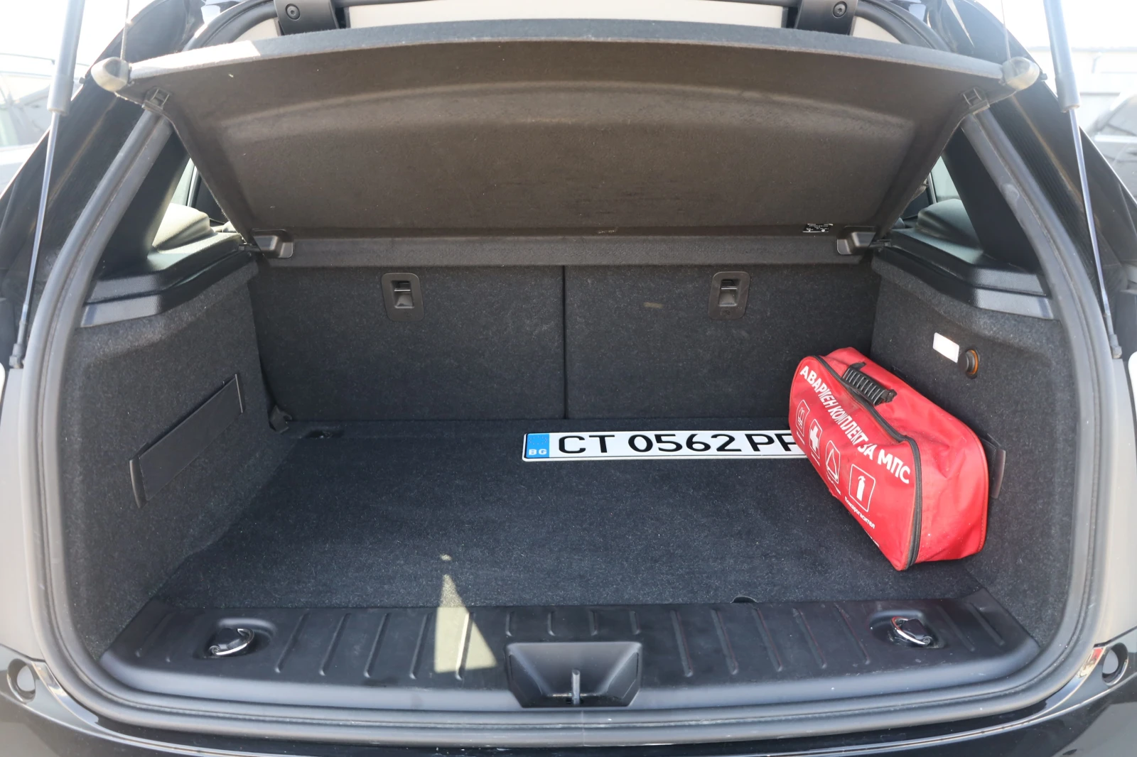 BMW i3 120Ah LED NAVI PRO StzH KAM Wärmepumpe#iCarbg - изображение 10