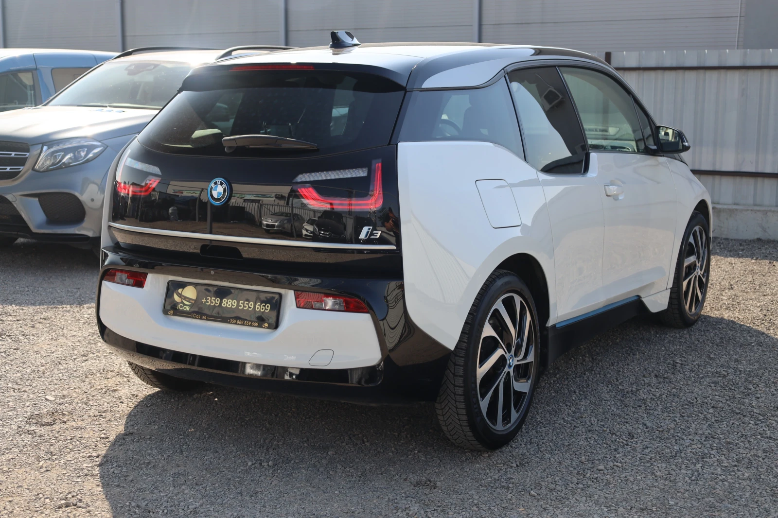 BMW i3 120Ah LED NAVI PRO StzH KAM Wärmepumpe#iCarbg - изображение 4