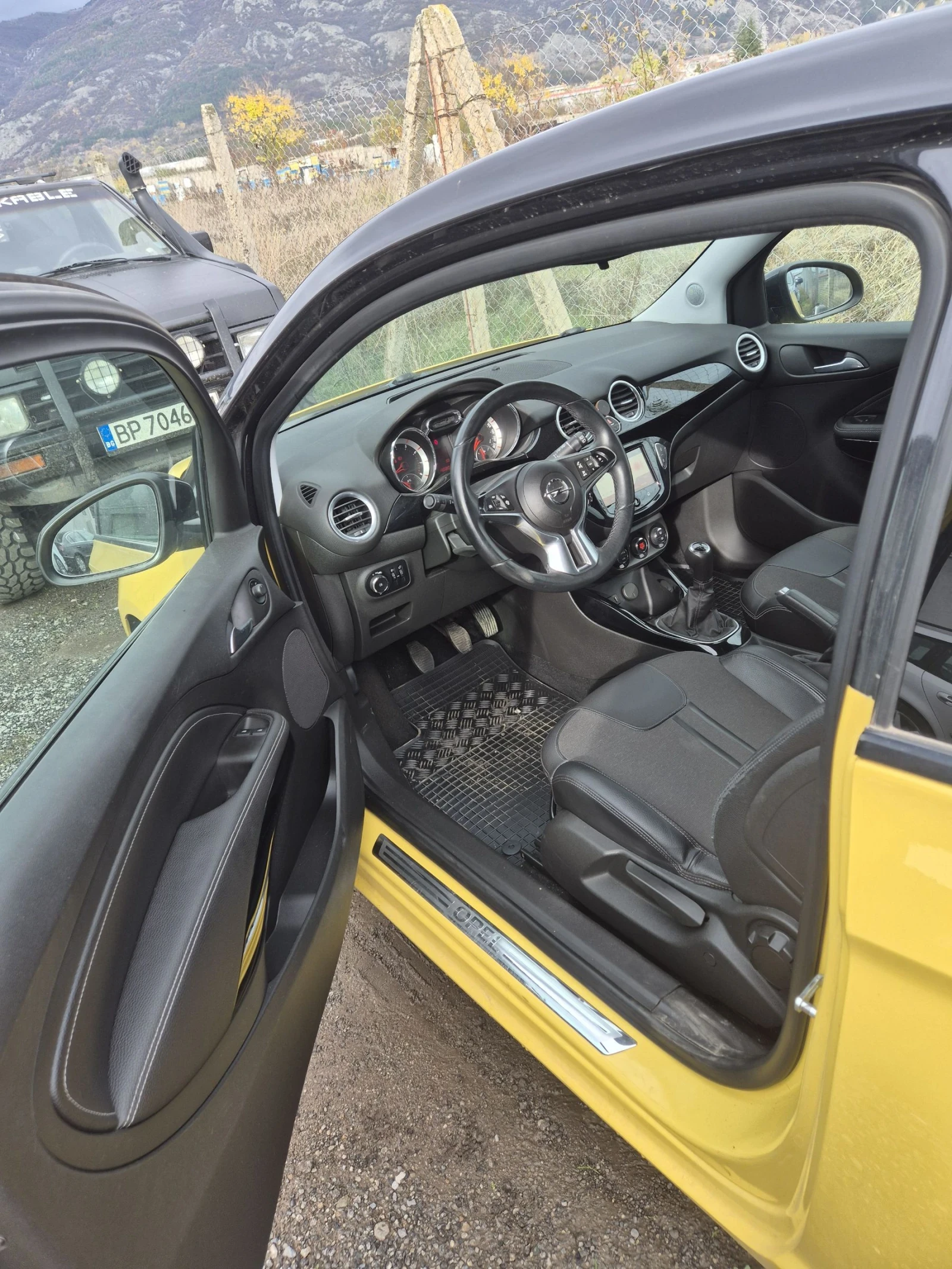 Opel Adam 1.2 - изображение 9