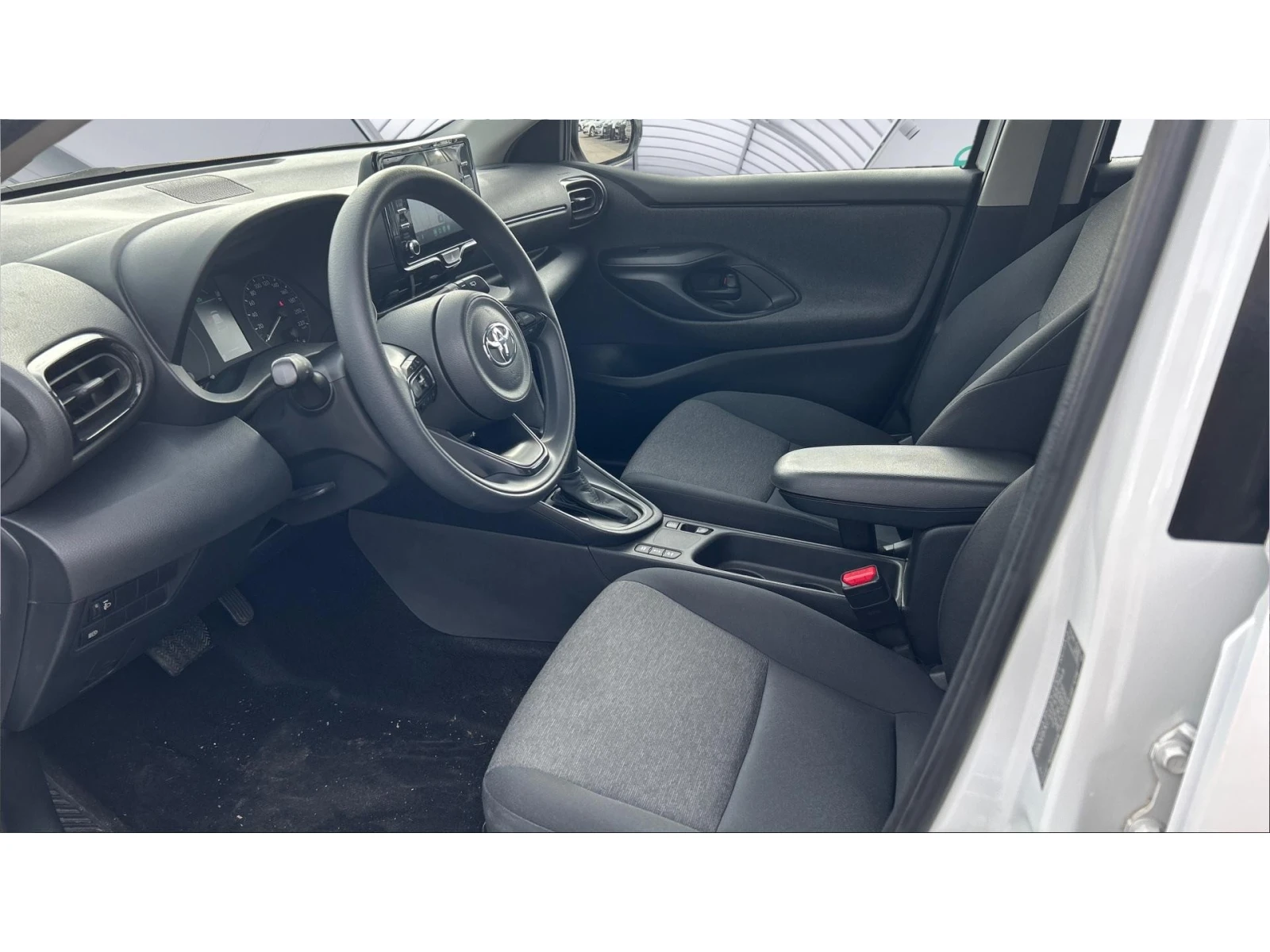 Toyota Yaris 1.5 HSD, ������� ������ �� 444 ��. | Mobile.bg � ����������� 12