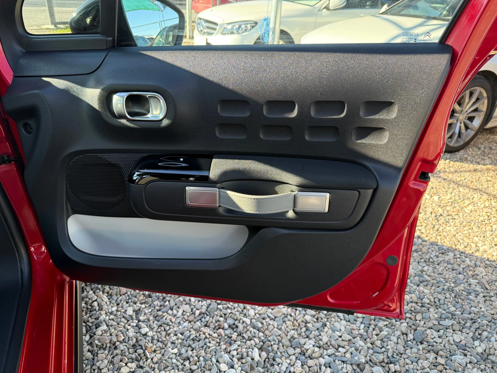 Citroen C3 1.2 vti shine pack | Mobile.bg   15