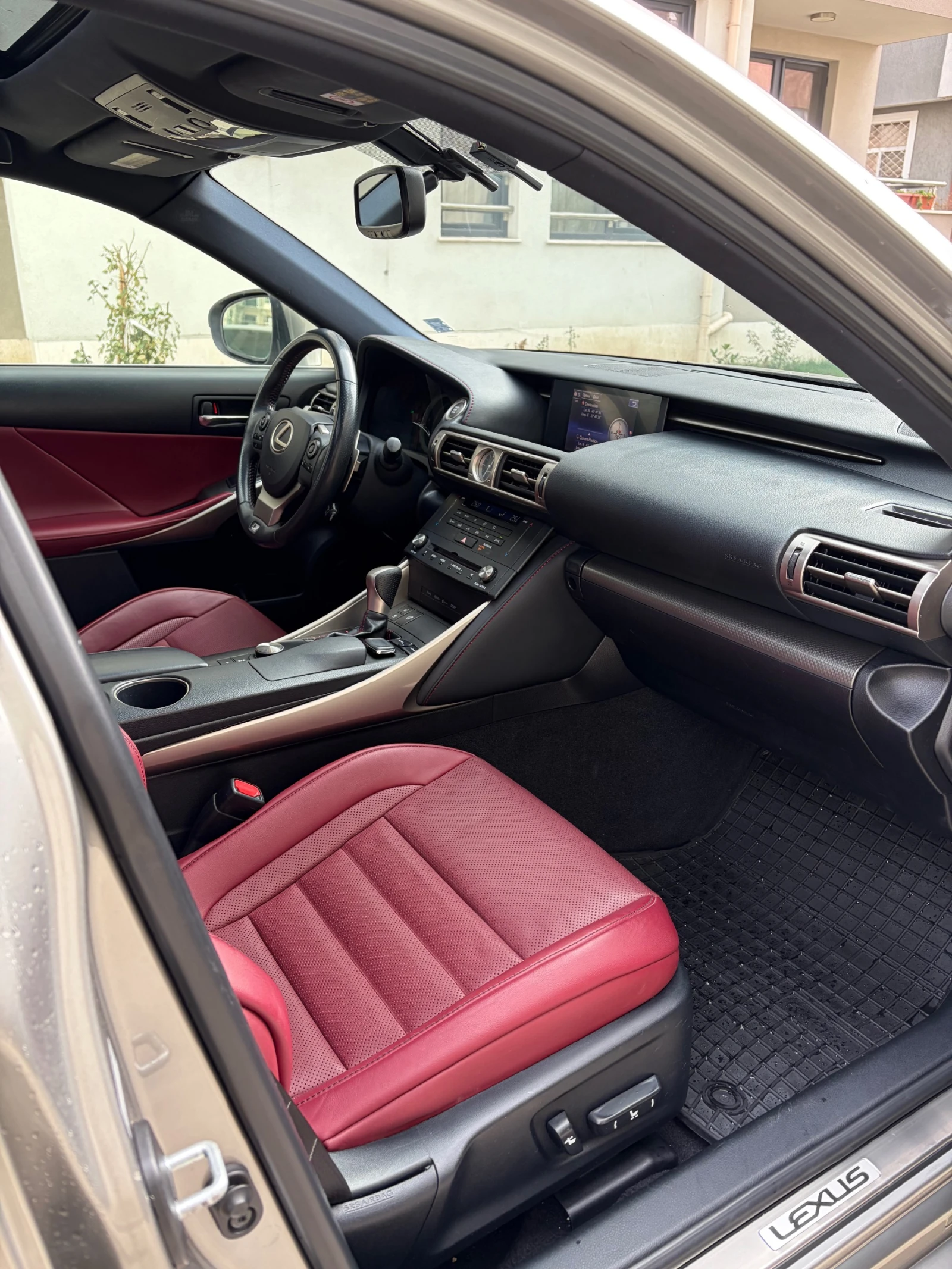 Lexus IS 250 4х4 Sport Full Бартер  - изображение 8