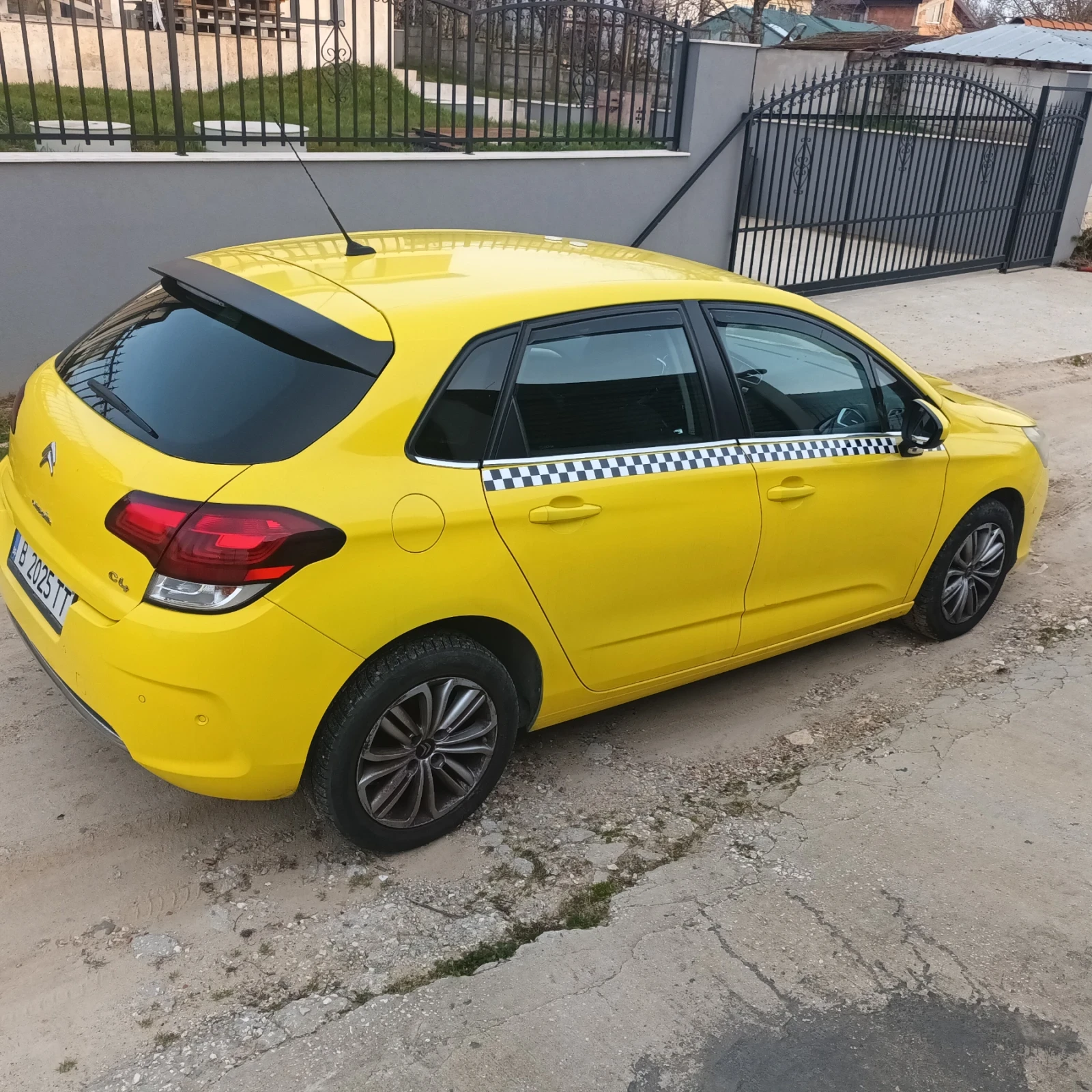 Citroen C4, снимка 4 - Автомобили и джипове - 53221840