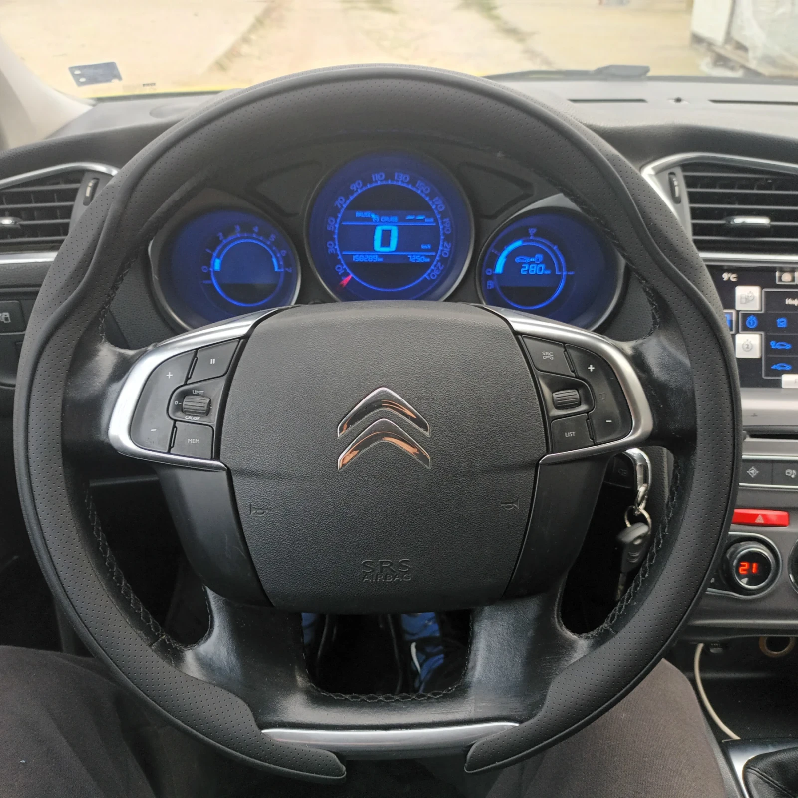 Citroen C4, снимка 9 - Автомобили и джипове - 53221840