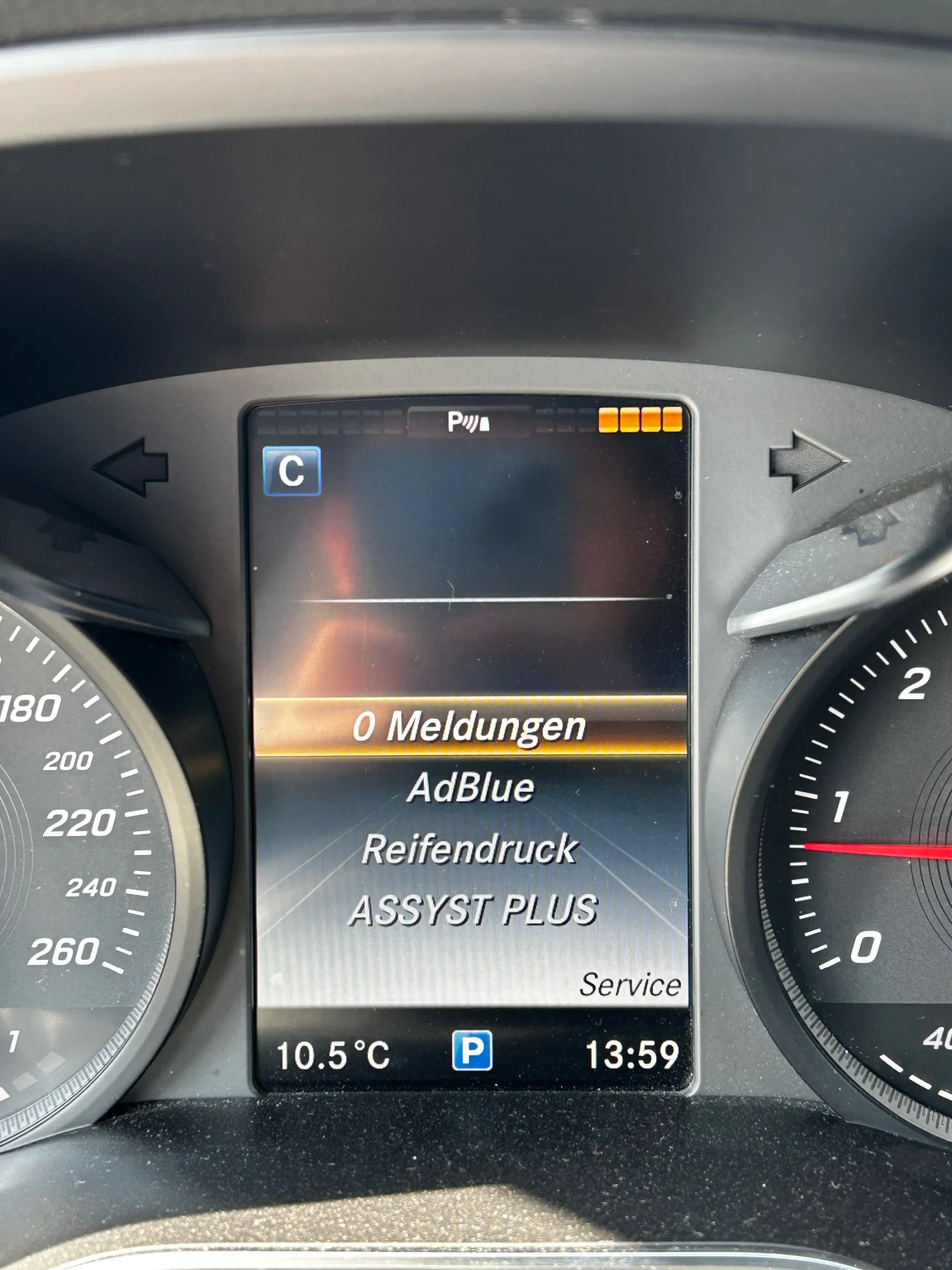 Mercedes-Benz C 220, снимка 14 - Автомобили и джипове - 53837848