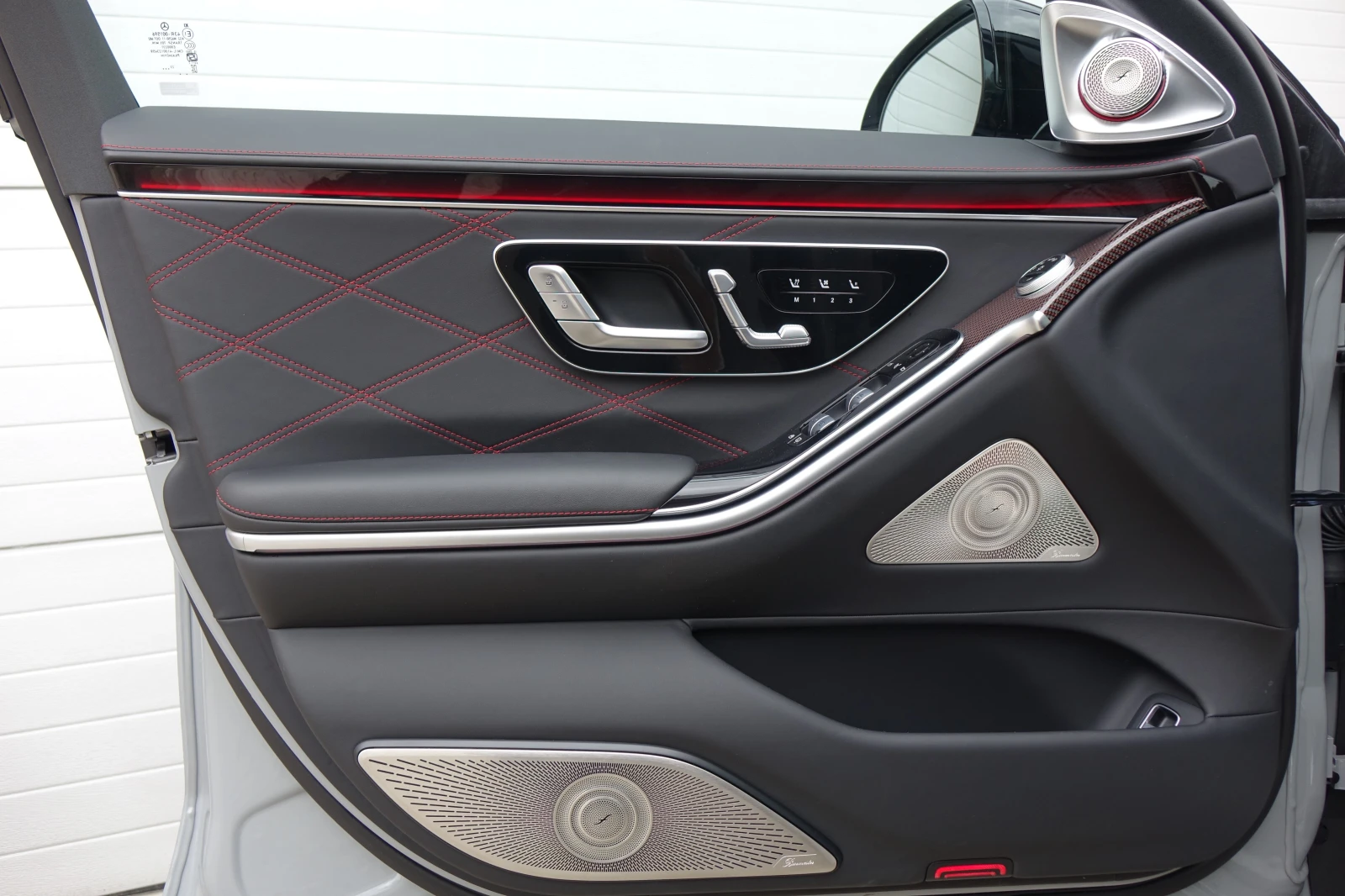 Mercedes-Benz S 63 AMG E AMG L* EDITION1* CERAMIC* CARBON* EXCLUSIVE* , снимка 14 - Автомобили и джипове - 53990047