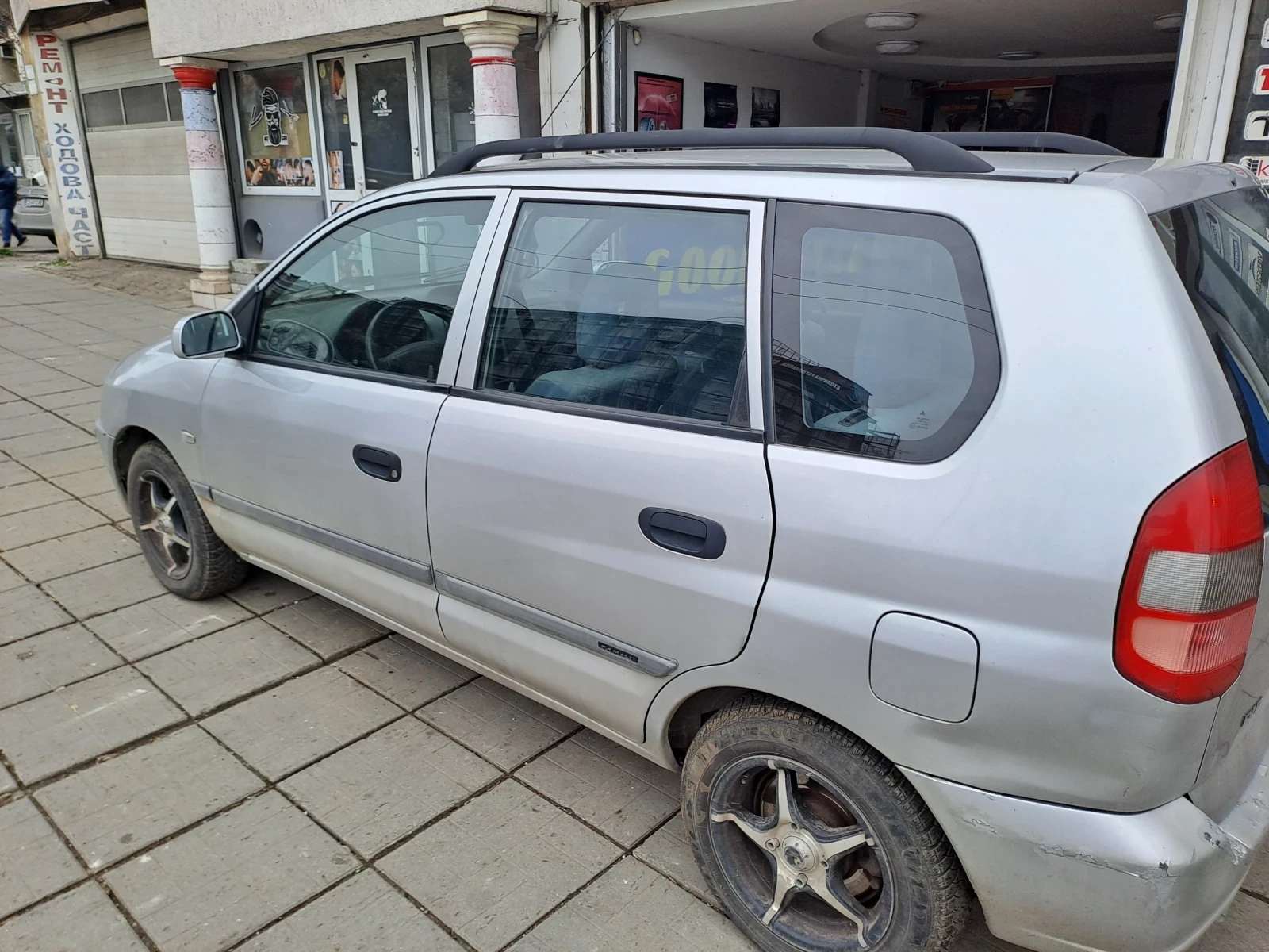 Mitsubishi Space star 1.8 DID, снимка 2 - Автомобили и джипове - 54081351