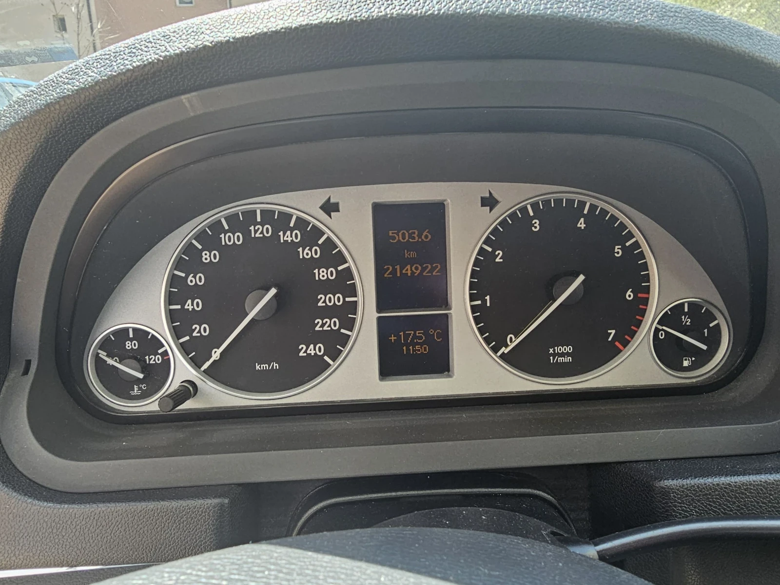 Mercedes-Benz B 150, снимка 10 - Автомобили и джипове - 54179641