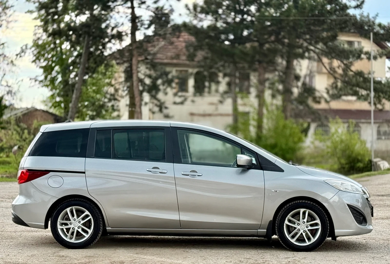 Mazda 5 1.8i* 7места* TOP, снимка 4 - Автомобили и джипове - 54400748