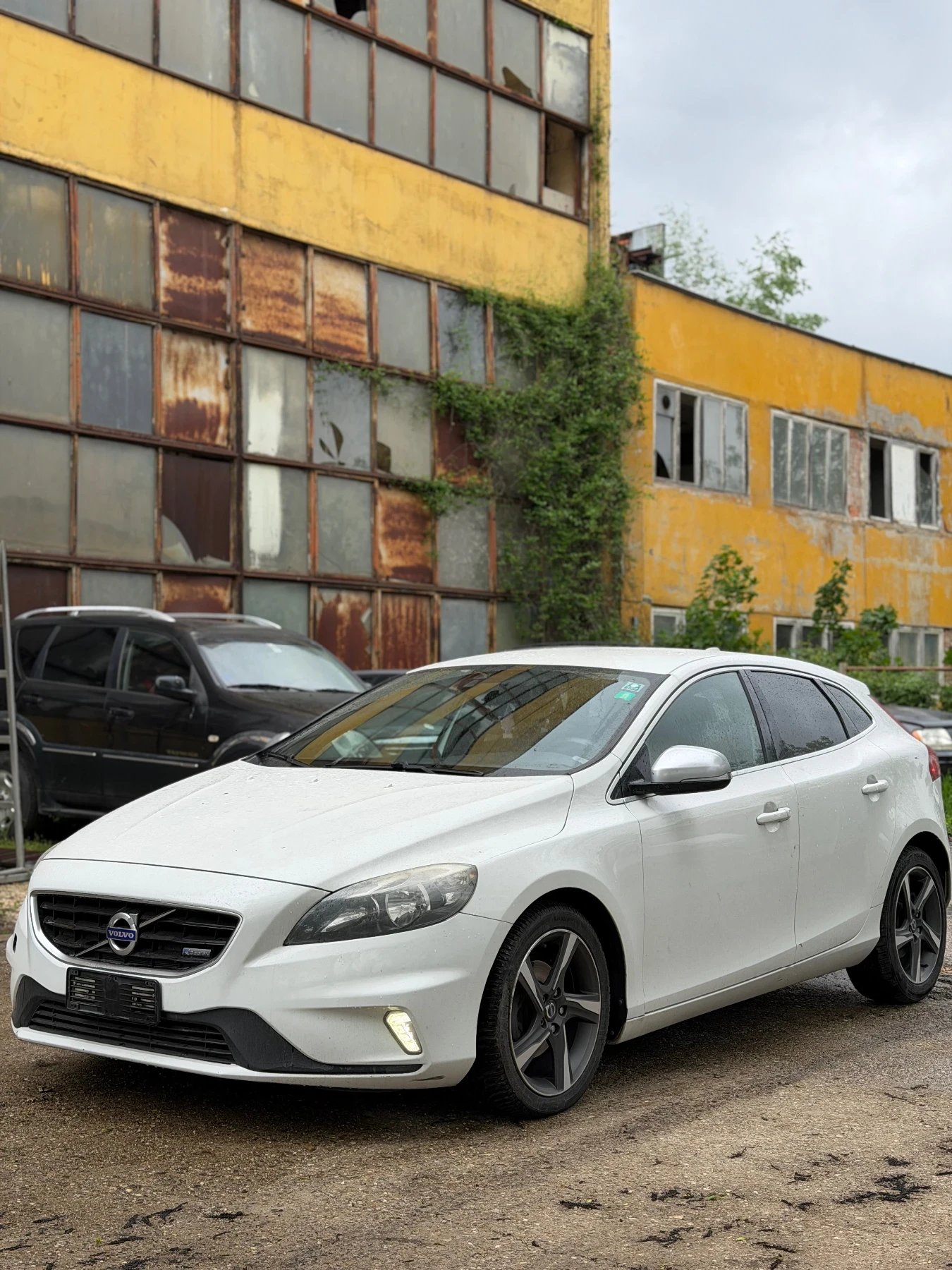 Volvo V40 R Design