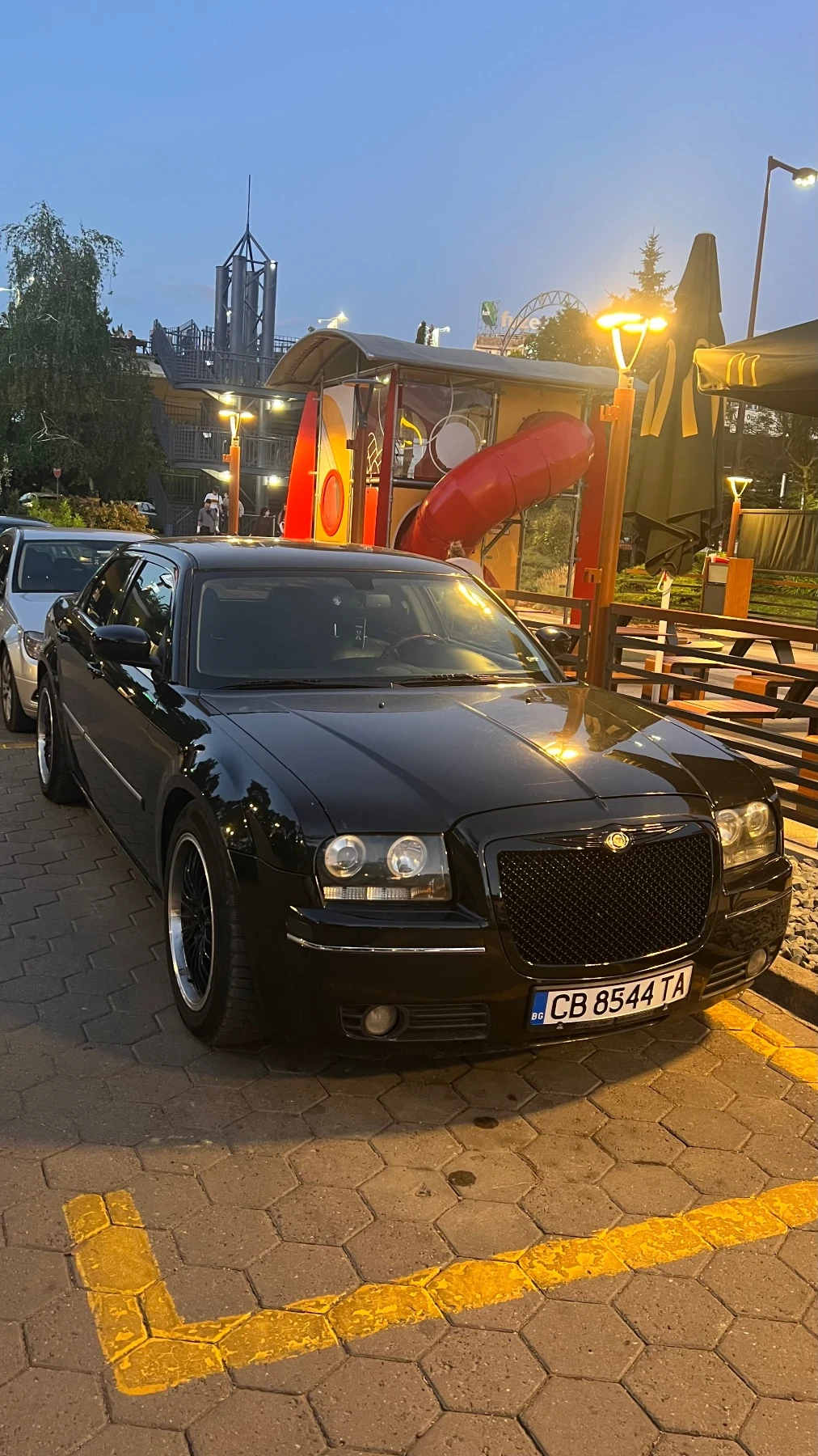 Chrysler 300c, снимка 6 - Автомобили и джипове - 54510028