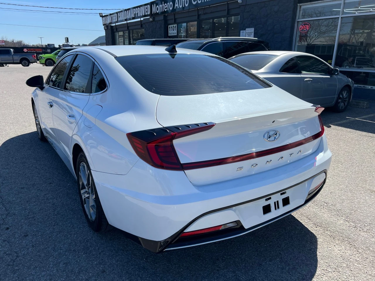 Hyundai Sonata Preferred FWD* AвтоКредит* (ЦЕНА ДО БГ), снимка 3 - Автомобили и джипове - 54726888