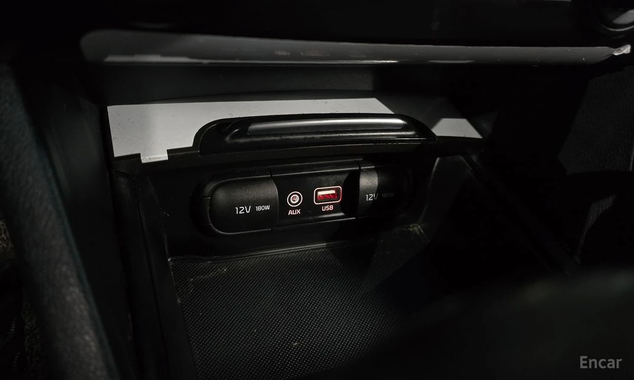 Kia K5 2.0* PRESTIGE* LPI* ПОДГРЕВ* ОБДУХВАНЕ* КАМЕРА* КЕ, снимка 13 - Автомобили и джипове - 54919430
