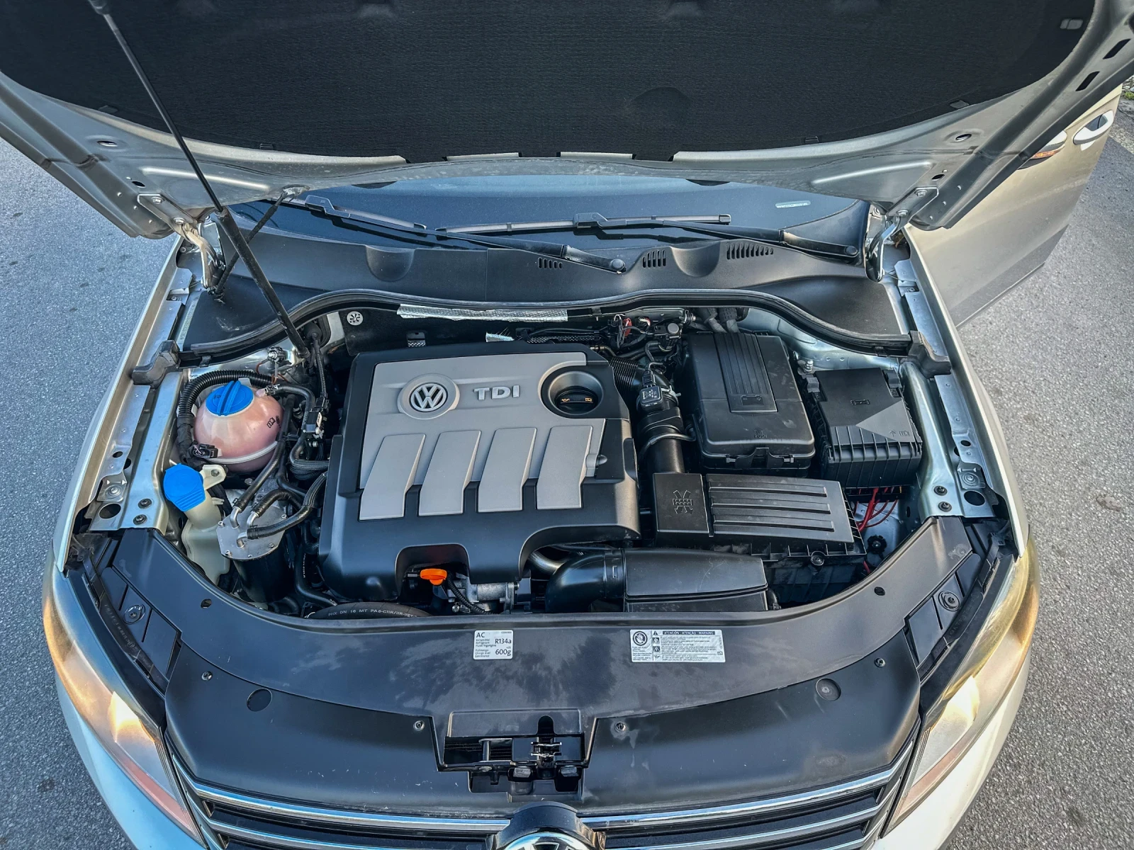 VW Passat 1.6TDI::105к.с.::TRENDLINE, снимка 17 - Автомобили и джипове - 54991720