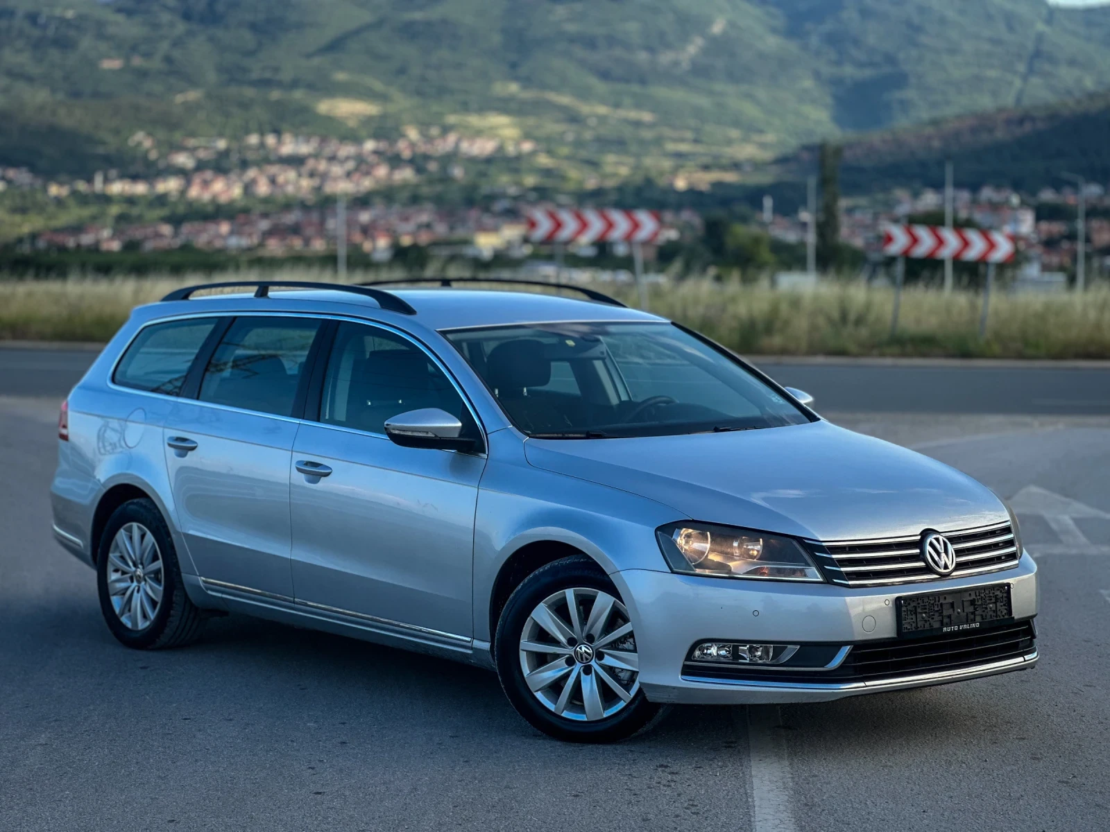VW Passat 1.6TDI::105к.с.::TRENDLINE