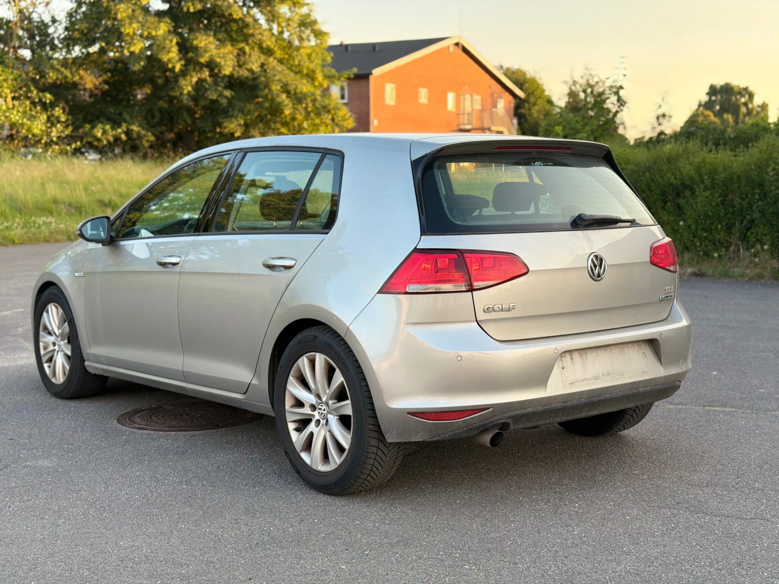 VW Golf 1.6TDI , снимка 4 - Автомобили и джипове - 55167953