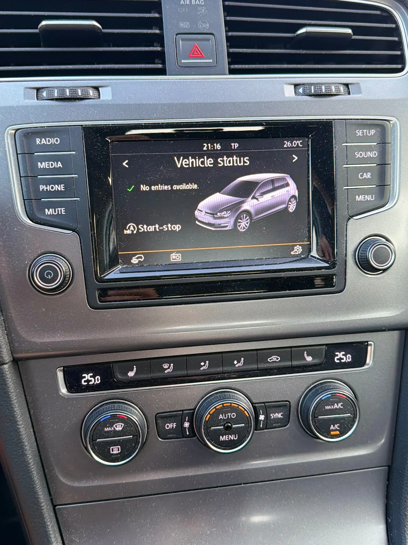 VW Golf 1.6TDI , снимка 8 - Автомобили и джипове - 55167953
