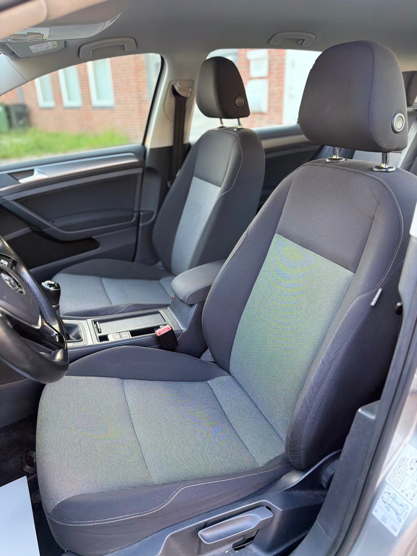 VW Golf 1.6TDI , снимка 15 - Автомобили и джипове - 55167953