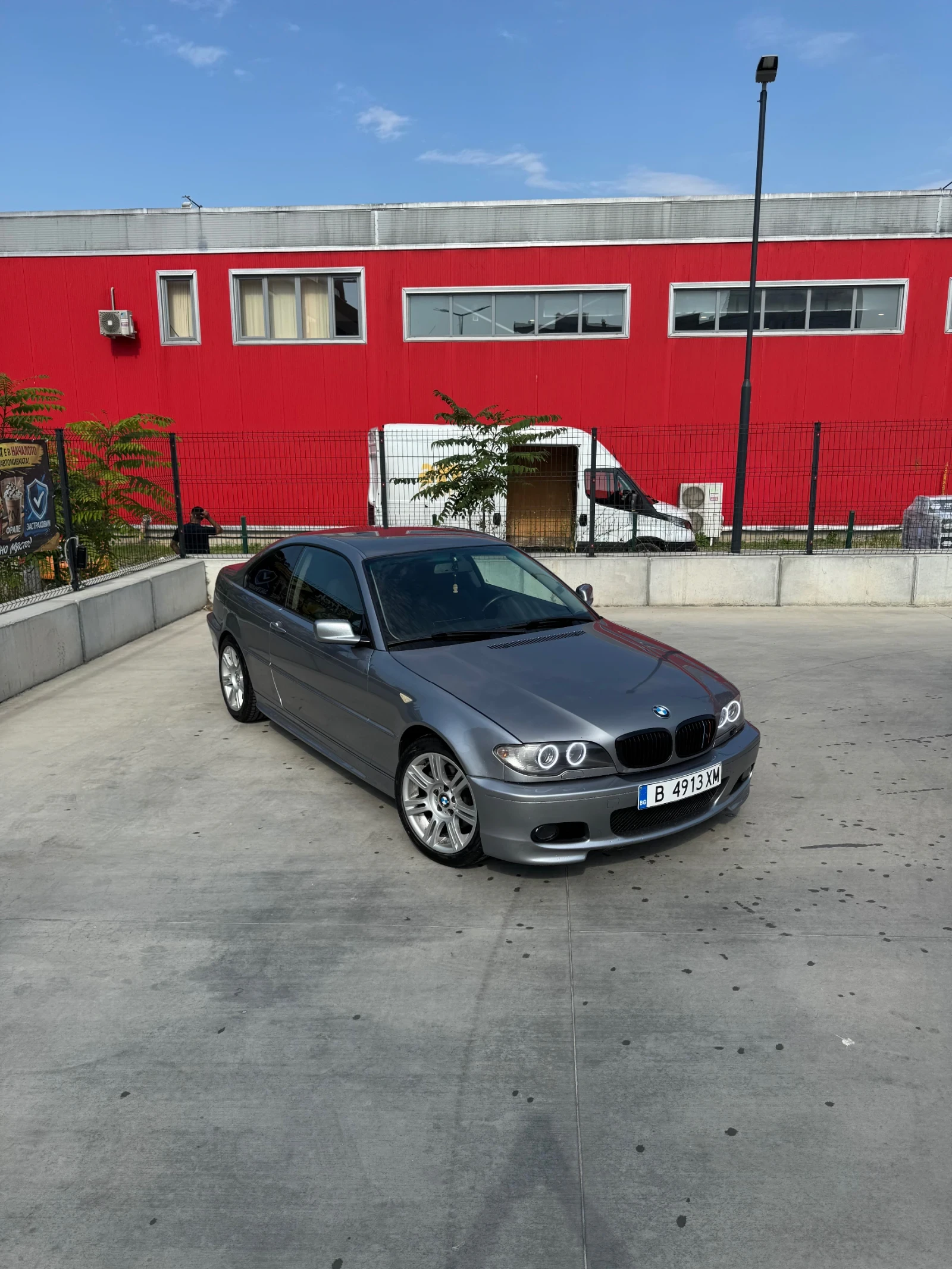 BMW 320 Автомат, снимка 2 - Автомобили и джипове - 55266339