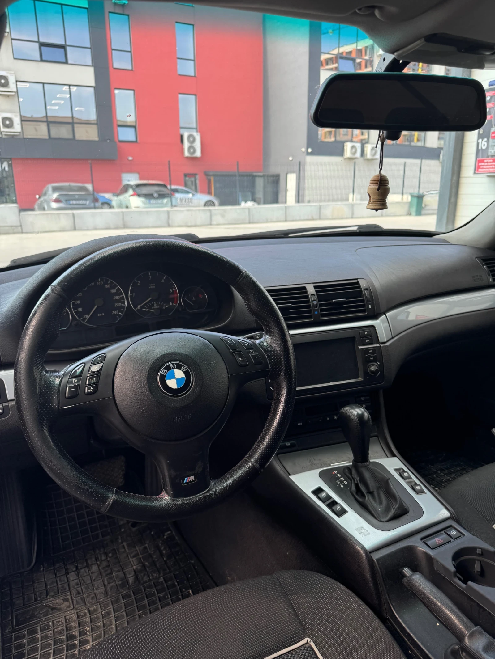 BMW 320 Автомат, снимка 5 - Автомобили и джипове - 55266339