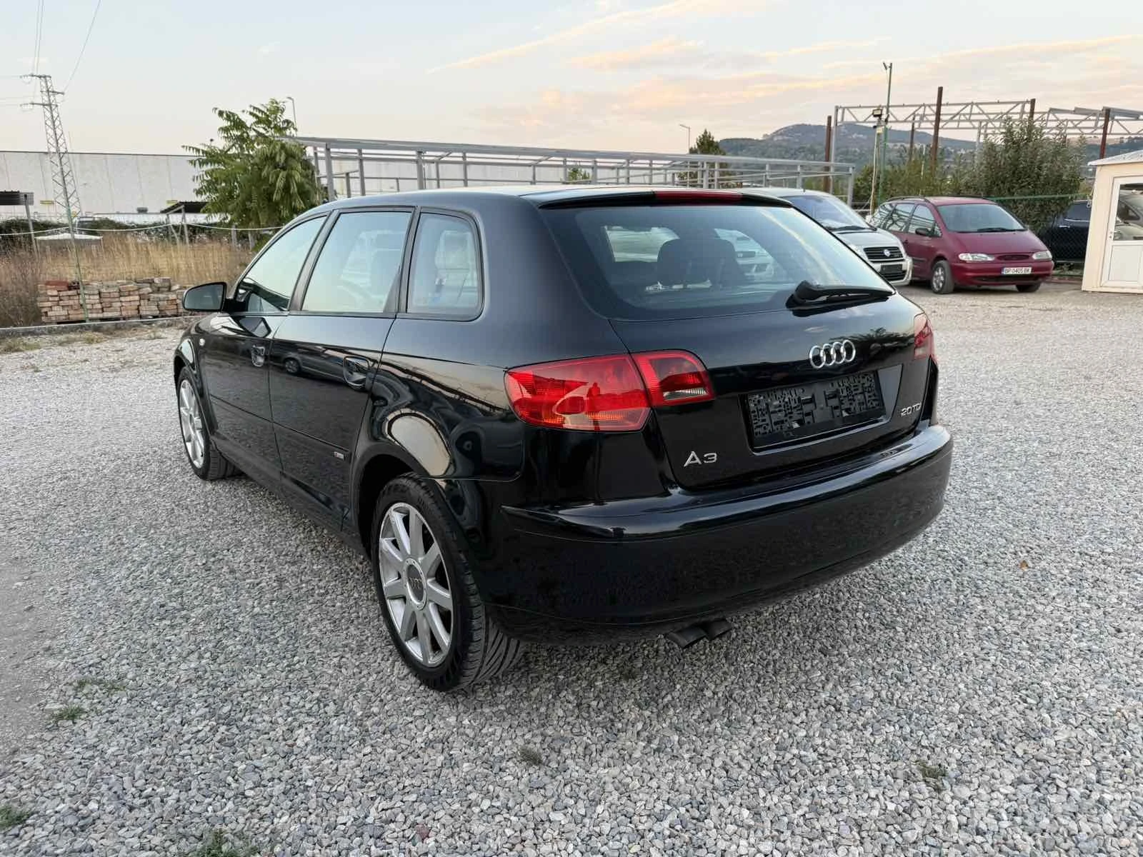 Audi A3 2.0TDI S-line, снимка 7 - Автомобили и джипове - 55811769