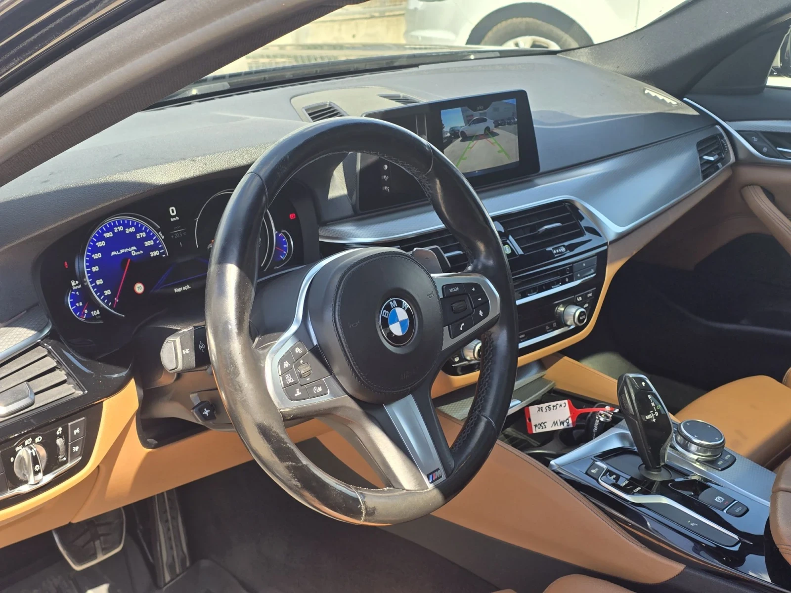 BMW 550 xDrive, снимка 8 - Автомобили и джипове - 56068569