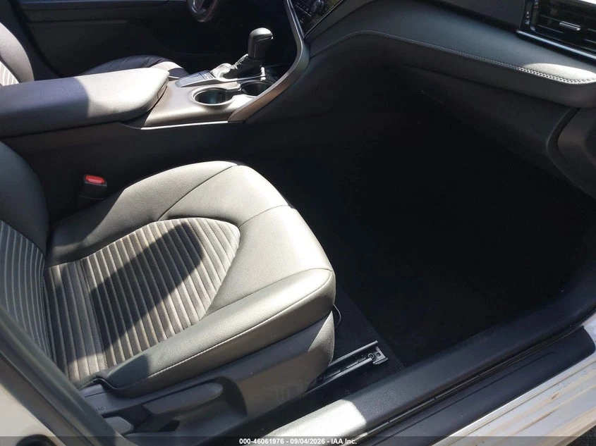 Toyota Camry 2.5L I-4 DI, DOHC, VVT, REGULAR , 203HP Front | Mobile.bg � ����������� 5